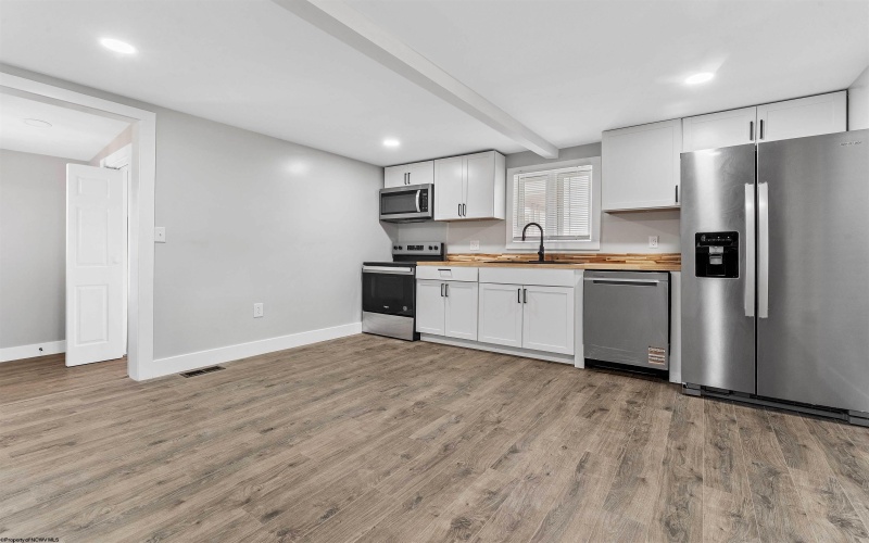 41 Jasper Street, Rivesville, West Virginia 26588, 2 Bedrooms Bedrooms, 5 Rooms Rooms,1 BathroomBathrooms,Single Family Detached,For Sale,Jasper,10161846