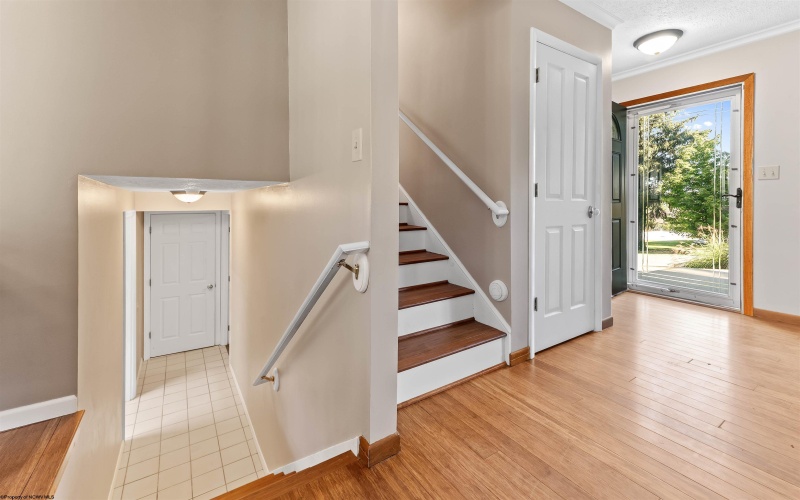1 Greenway Avenue, Morgantown, West Virginia 26508, 4 Bedrooms Bedrooms, 9 Rooms Rooms,2 BathroomsBathrooms,Single Family Detached,For Sale,Greenway,10161833