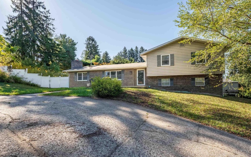 1 Greenway Avenue, Morgantown, West Virginia 26508, 4 Bedrooms Bedrooms, 9 Rooms Rooms,2 BathroomsBathrooms,Single Family Detached,For Sale,Greenway,10161833