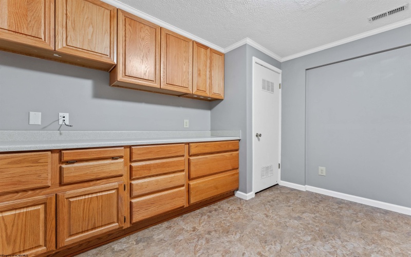 1 Greenway Avenue, Morgantown, West Virginia 26508, 4 Bedrooms Bedrooms, 9 Rooms Rooms,2 BathroomsBathrooms,Single Family Detached,For Sale,Greenway,10161833