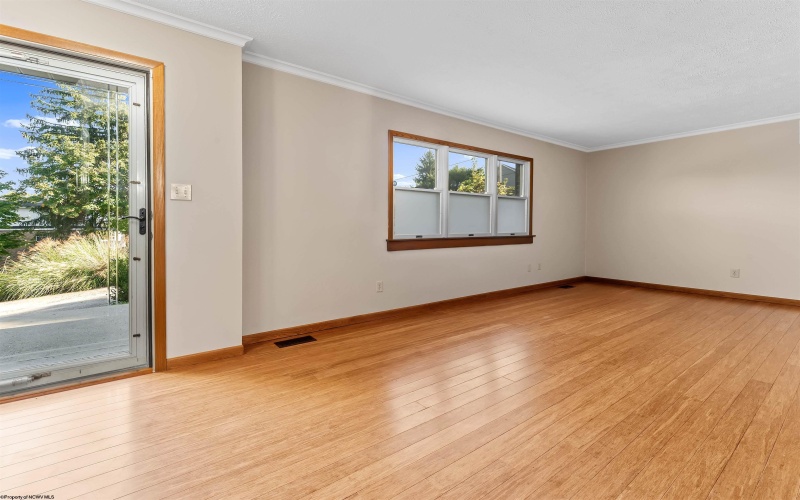 1 Greenway Avenue, Morgantown, West Virginia 26508, 4 Bedrooms Bedrooms, 9 Rooms Rooms,2 BathroomsBathrooms,Single Family Detached,For Sale,Greenway,10161833