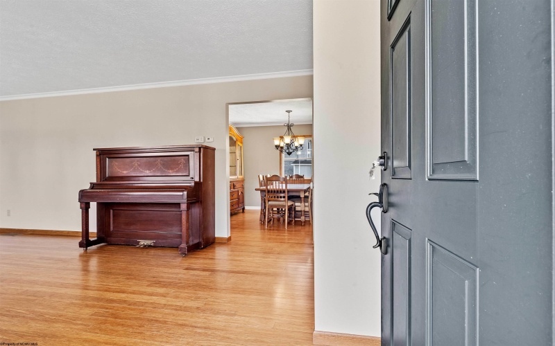 1 Greenway Avenue, Morgantown, West Virginia 26508, 4 Bedrooms Bedrooms, 9 Rooms Rooms,2 BathroomsBathrooms,Single Family Detached,For Sale,Greenway,10161833