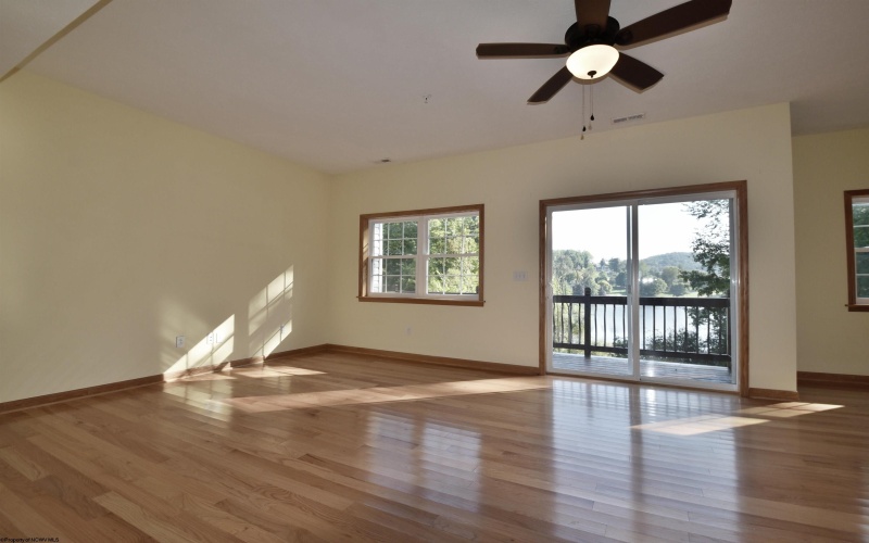 222 Timber Ridge Drive, Bridgeport, West Virginia 26330, 3 Bedrooms Bedrooms, 6 Rooms Rooms,3 BathroomsBathrooms,Residential Rentals,For Rent,Timber Ridge,10161834