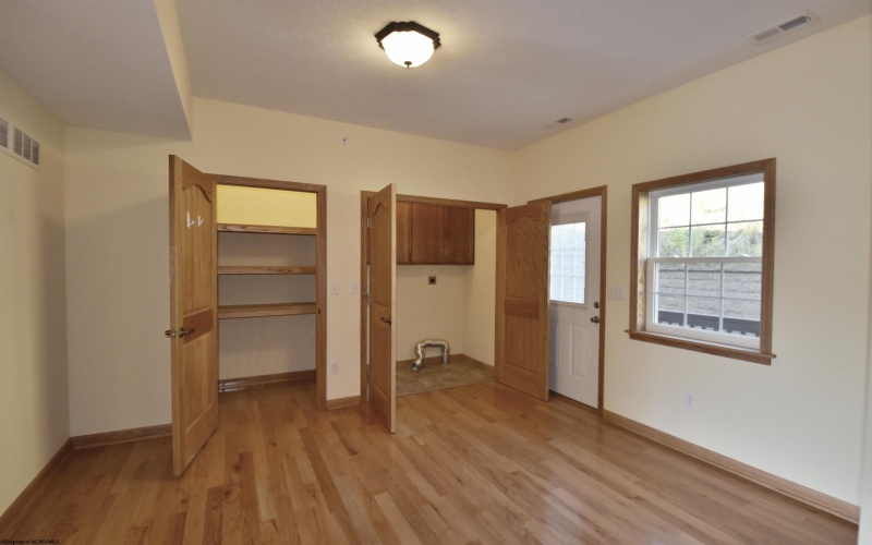 222 Timber Ridge Drive, Bridgeport, West Virginia 26330, 3 Bedrooms Bedrooms, 6 Rooms Rooms,3 BathroomsBathrooms,Residential Rentals,For Rent,Timber Ridge,10161834