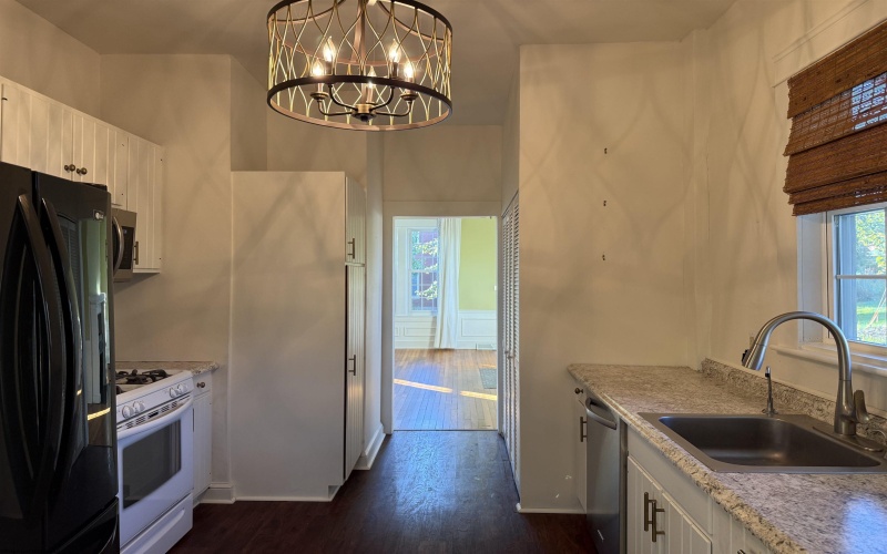 125 Hartland Avenue, Clarksburg, West Virginia 26301, 3 Bedrooms Bedrooms, 7 Rooms Rooms,1 BathroomBathrooms,Single Family Detached,For Sale,Hartland,10161843