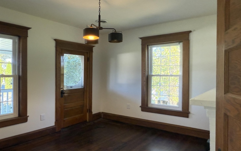 125 Hartland Avenue, Clarksburg, West Virginia 26301, 3 Bedrooms Bedrooms, 7 Rooms Rooms,1 BathroomBathrooms,Single Family Detached,For Sale,Hartland,10161843