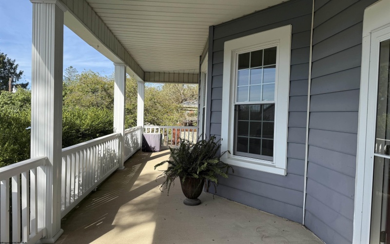 125 Hartland Avenue, Clarksburg, West Virginia 26301, 3 Bedrooms Bedrooms, 7 Rooms Rooms,1 BathroomBathrooms,Single Family Detached,For Sale,Hartland,10161843