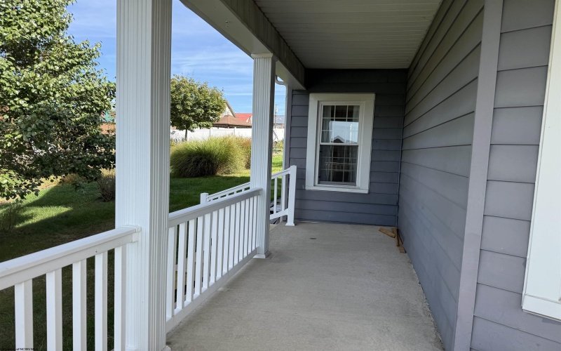 125 Hartland Avenue, Clarksburg, West Virginia 26301, 3 Bedrooms Bedrooms, 7 Rooms Rooms,1 BathroomBathrooms,Single Family Detached,For Sale,Hartland,10161843