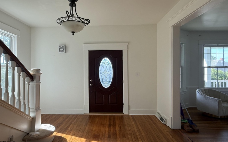 125 Hartland Avenue, Clarksburg, West Virginia 26301, 3 Bedrooms Bedrooms, 7 Rooms Rooms,1 BathroomBathrooms,Single Family Detached,For Sale,Hartland,10161843