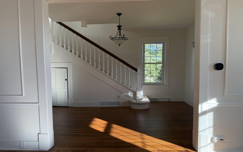 125 Hartland Avenue, Clarksburg, West Virginia 26301, 3 Bedrooms Bedrooms, 7 Rooms Rooms,1 BathroomBathrooms,Single Family Detached,For Sale,Hartland,10161843