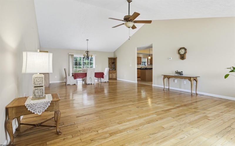 110 Woodmont Way, Fairmont, West Virginia 26554, 5 Bedrooms Bedrooms, 7 Rooms Rooms,3 BathroomsBathrooms,Single Family Detached,For Sale,Woodmont,10161845