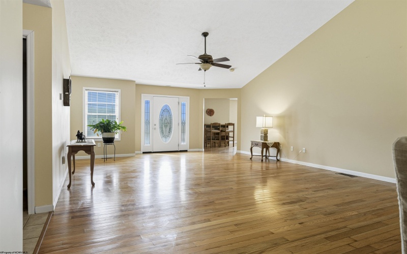 110 Woodmont Way, Fairmont, West Virginia 26554, 5 Bedrooms Bedrooms, 7 Rooms Rooms,3 BathroomsBathrooms,Single Family Detached,For Sale,Woodmont,10161845
