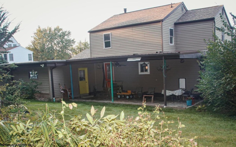 927 Fairfax Drive, Morgantown, West Virginia 26505, 4 Bedrooms Bedrooms, 11 Rooms Rooms,2 BathroomsBathrooms,Single Family Detached,For Sale,Fairfax,10161841
