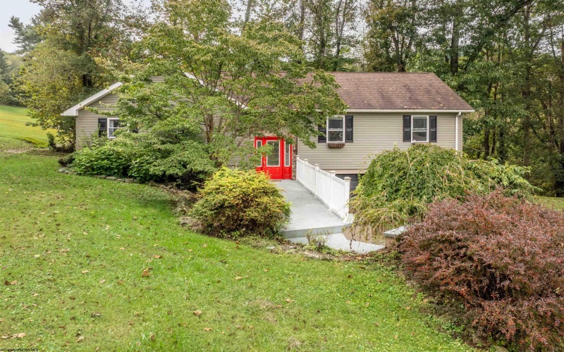 36 Dellslow Lane, Morgantown, West Virginia 26508, 4 Bedrooms Bedrooms, 6 Rooms Rooms,2 BathroomsBathrooms,Single Family Detached,For Sale,Dellslow,10161851 36 Dellslow Lane, Morgantown, West Virginia 26508, 4 Bedrooms Bedrooms, 6 Rooms Rooms,2 BathroomsBathrooms,Single Family Detached,For Sale,Dellslow,10161851