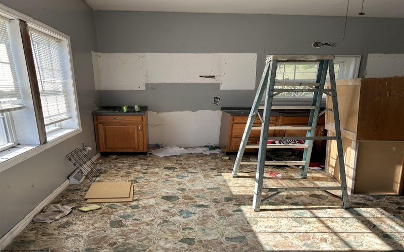 2589 Philippi Pike, Anmoore, West Virginia 26323, 2 Bedrooms Bedrooms, 4 Rooms Rooms,1 BathroomBathrooms,Single Family Detached,For Sale,Philippi,10161850