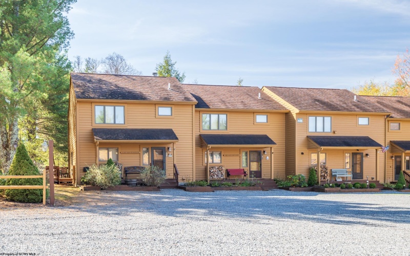 448 Deerfield Circle, Davis, West Virginia 26260, 3 Bedrooms Bedrooms, 5 Rooms Rooms,2 BathroomsBathrooms,Single Family Attached,For Sale,Deerfield,10161859 448 Deerfield Circle, Davis, West Virginia 26260, 3 Bedrooms Bedrooms, 5 Rooms Rooms,2 BathroomsBathrooms,Single Family Attached,For Sale,Deerfield,10161859