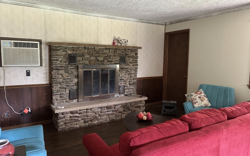 95 Myrtle Alley, Beverly, West Virginia 26253, 3 Bedrooms Bedrooms, 7 Rooms Rooms,2 BathroomsBathrooms,Single Family Detached,For Sale,Myrtle,10161864
