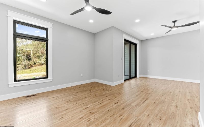 106 Tivoli Garden Drive, Morgantown, West Virginia 26508, 4 Bedrooms Bedrooms, 9 Rooms Rooms,4 BathroomsBathrooms,Single Family Attached,For Sale,Tivoli Garden,10161862