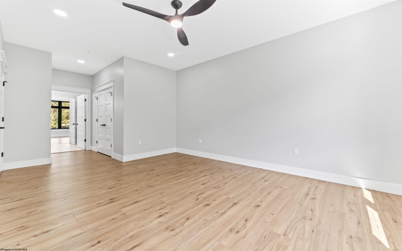 106 Tivoli Garden Drive, Morgantown, West Virginia 26508, 4 Bedrooms Bedrooms, 9 Rooms Rooms,4 BathroomsBathrooms,Single Family Attached,For Sale,Tivoli Garden,10161862