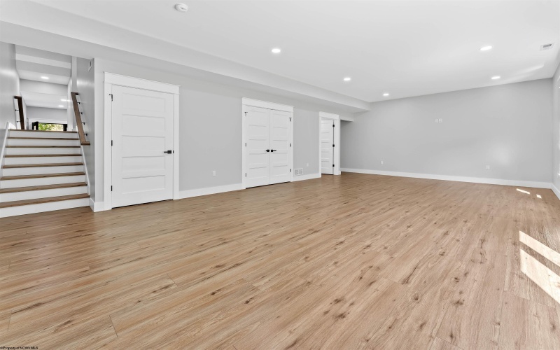 106 Tivoli Garden Drive, Morgantown, West Virginia 26508, 4 Bedrooms Bedrooms, 9 Rooms Rooms,4 BathroomsBathrooms,Single Family Attached,For Sale,Tivoli Garden,10161862