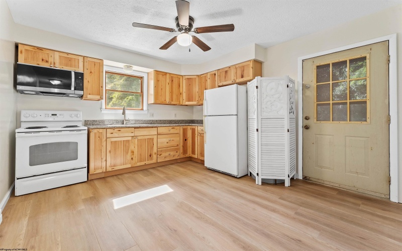 872 Summers School Road, Morgantown, West Virginia 26508, 2 Bedrooms Bedrooms, 4 Rooms Rooms,1 BathroomBathrooms,Single Family Detached,For Sale,Summers School,10161861