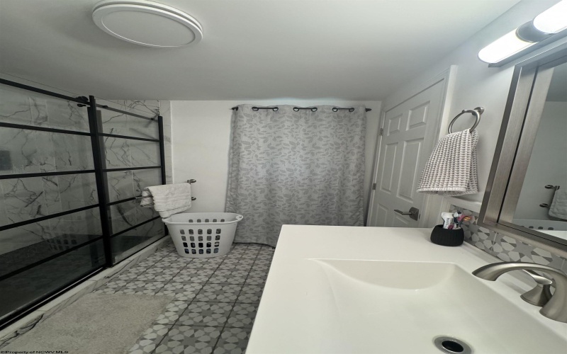 206 Tygart Drive, Philippi, West Virginia 26416-0000, 3 Bedrooms Bedrooms, 7 Rooms Rooms,2 BathroomsBathrooms,Single Family Detached,For Sale,Tygart,10161863