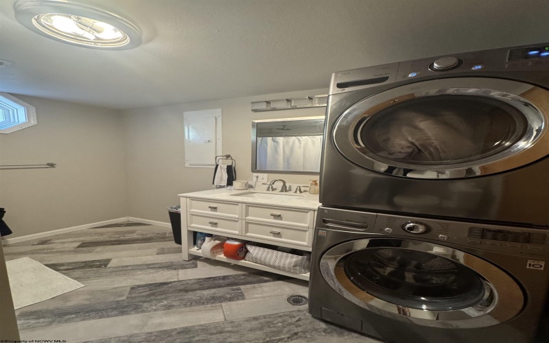 206 Tygart Drive, Philippi, West Virginia 26416-0000, 3 Bedrooms Bedrooms, 7 Rooms Rooms,2 BathroomsBathrooms,Single Family Detached,For Sale,Tygart,10161863