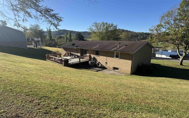 206 Tygart Drive, Philippi, West Virginia 26416-0000, 3 Bedrooms Bedrooms, 7 Rooms Rooms,2 BathroomsBathrooms,Single Family Detached,For Sale,Tygart,10161863