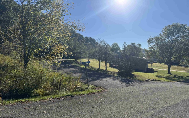 206 Tygart Drive, Philippi, West Virginia 26416-0000, 3 Bedrooms Bedrooms, 7 Rooms Rooms,2 BathroomsBathrooms,Single Family Detached,For Sale,Tygart,10161863