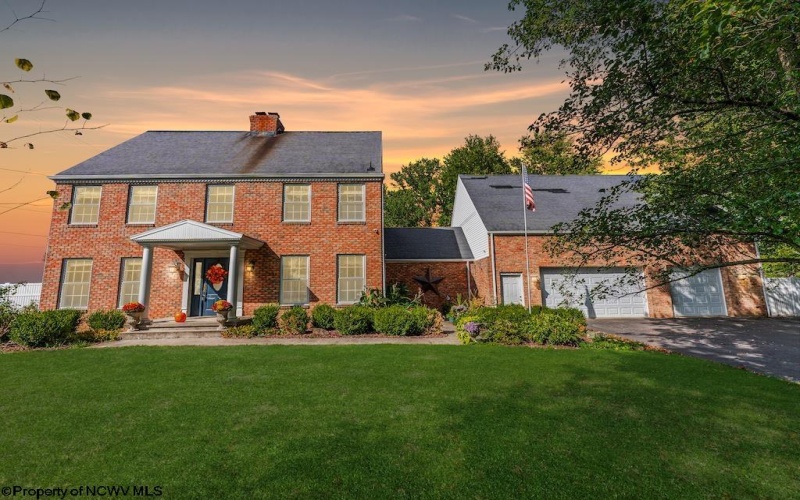 200 Balsinger Road, Uniontown, Pennsylvania 15401, 3 Bedrooms Bedrooms, 10 Rooms Rooms,2 BathroomsBathrooms,Single Family Detached,For Sale,Balsinger,10161867