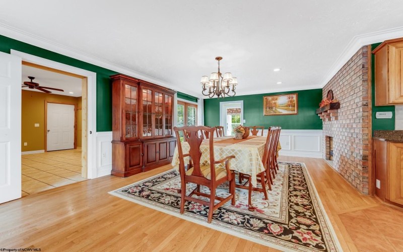 200 Balsinger Road, Uniontown, Pennsylvania 15401, 3 Bedrooms Bedrooms, 10 Rooms Rooms,2 BathroomsBathrooms,Single Family Detached,For Sale,Balsinger,10161867