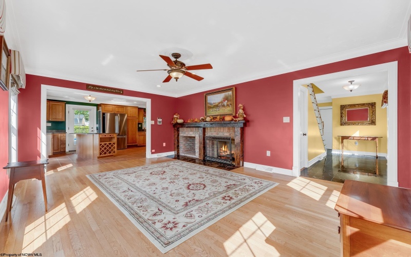 200 Balsinger Road, Uniontown, Pennsylvania 15401, 3 Bedrooms Bedrooms, 10 Rooms Rooms,2 BathroomsBathrooms,Single Family Detached,For Sale,Balsinger,10161867
