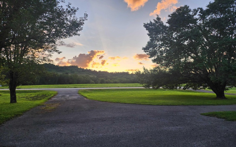 1189 Booths Creek Road, Fairmont, West Virginia 26554, 3 Bedrooms Bedrooms, 6 Rooms Rooms,2 BathroomsBathrooms,Single Family Detached,For Sale,Booths Creek,10161880 1189 Booths Creek Road, Fairmont, West Virginia 26554, 3 Bedrooms Bedrooms, 6 Rooms Rooms,2 BathroomsBathrooms,Single Family Detached,For Sale,Booths Creek,10161880