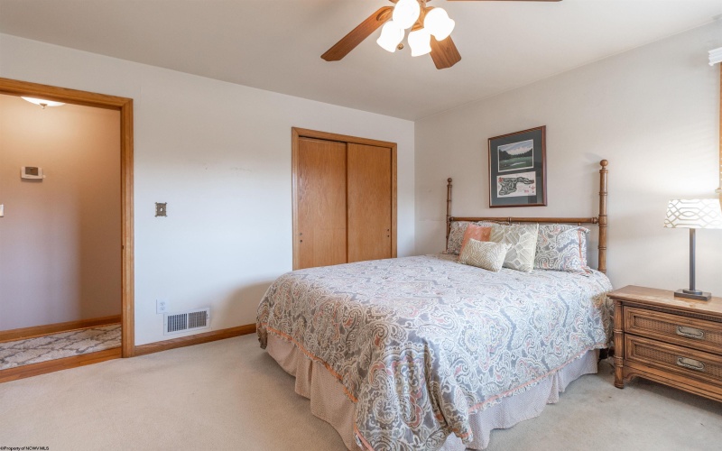 20 Meadow Lane, Bridgeport, West Virginia 26330, 3 Bedrooms Bedrooms, 6 Rooms Rooms,1 BathroomBathrooms,Single Family Detached,For Sale,Meadow,10161878