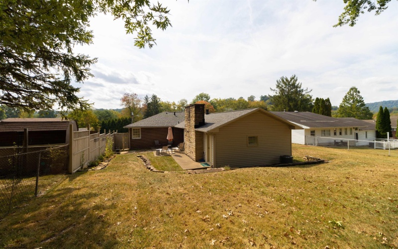 20 Meadow Lane, Bridgeport, West Virginia 26330, 3 Bedrooms Bedrooms, 6 Rooms Rooms,1 BathroomBathrooms,Single Family Detached,For Sale,Meadow,10161878