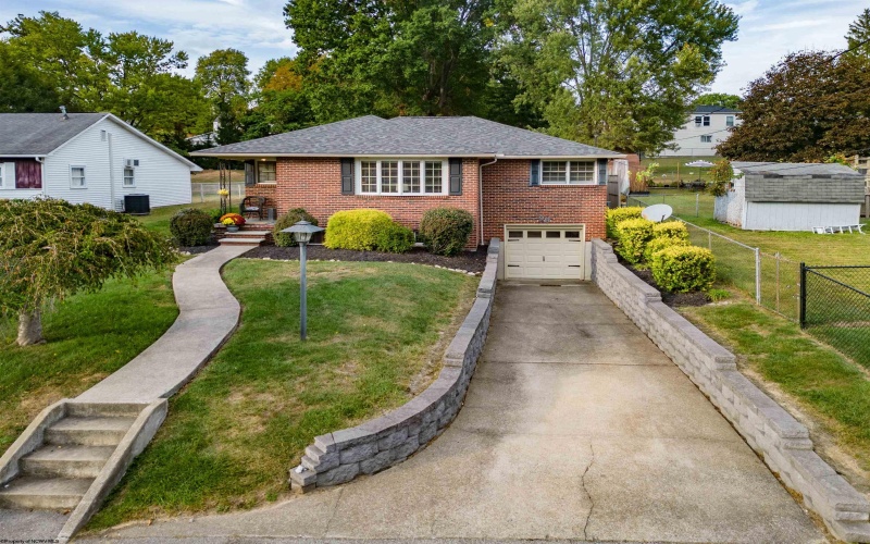20 Meadow Lane, Bridgeport, West Virginia 26330, 3 Bedrooms Bedrooms, 6 Rooms Rooms,1 BathroomBathrooms,Single Family Detached,For Sale,Meadow,10161878