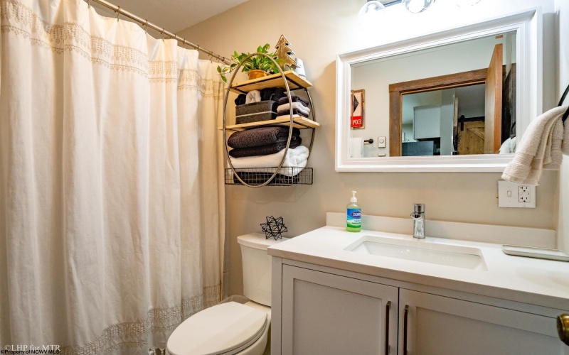19 Snowflake Circle, Davis, West Virginia 26260, 1 Bedroom Bedrooms, 3 Rooms Rooms,1 BathroomBathrooms,Single Family Attached,For Sale,Snowflake,10161872