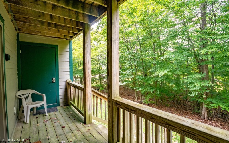 19 Snowflake Circle, Davis, West Virginia 26260, 1 Bedroom Bedrooms, 3 Rooms Rooms,1 BathroomBathrooms,Single Family Attached,For Sale,Snowflake,10161872