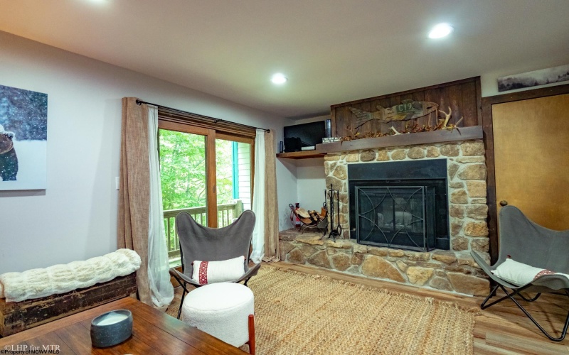19 Snowflake Circle, Davis, West Virginia 26260, 1 Bedroom Bedrooms, 3 Rooms Rooms,1 BathroomBathrooms,Single Family Attached,For Sale,Snowflake,10161872