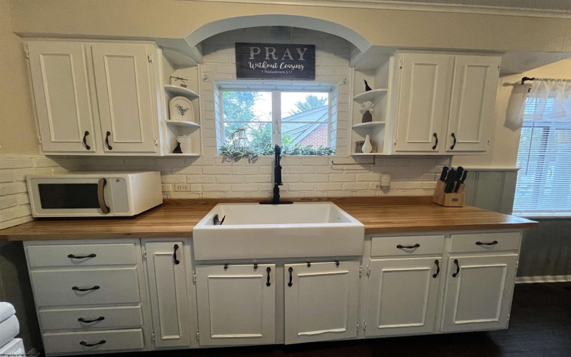 116 Terrace Manor, Fairmont, West Virginia 26554, 3 Bedrooms Bedrooms, 6 Rooms Rooms,1 BathroomBathrooms,Single Family Detached,For Sale,Terrace,10161877