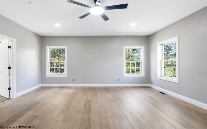 213 Greenview Drive, Morgantown, West Virginia 26508, 5 Bedrooms Bedrooms, 9 Rooms Rooms,3 BathroomsBathrooms,Single Family Detached,For Sale,Greenview,10161874