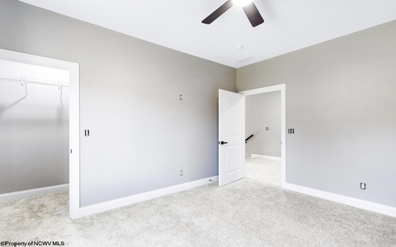 213 Greenview Drive, Morgantown, West Virginia 26508, 5 Bedrooms Bedrooms, 9 Rooms Rooms,3 BathroomsBathrooms,Single Family Detached,For Sale,Greenview,10161874