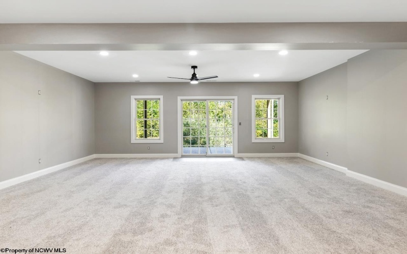 213 Greenview Drive, Morgantown, West Virginia 26508, 5 Bedrooms Bedrooms, 9 Rooms Rooms,3 BathroomsBathrooms,Single Family Detached,For Sale,Greenview,10161874