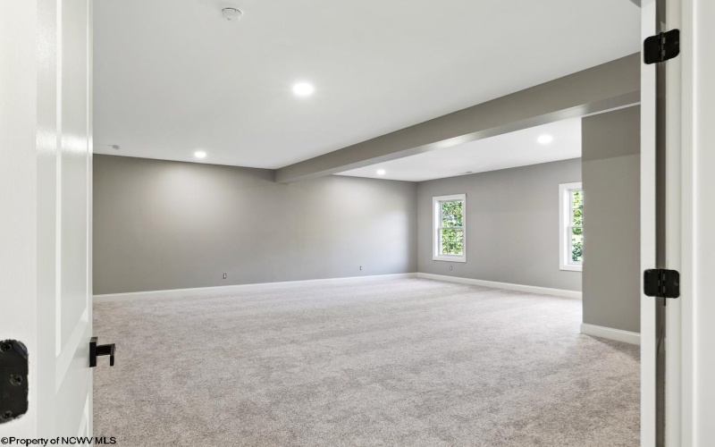 213 Greenview Drive, Morgantown, West Virginia 26508, 5 Bedrooms Bedrooms, 9 Rooms Rooms,3 BathroomsBathrooms,Single Family Detached,For Sale,Greenview,10161874