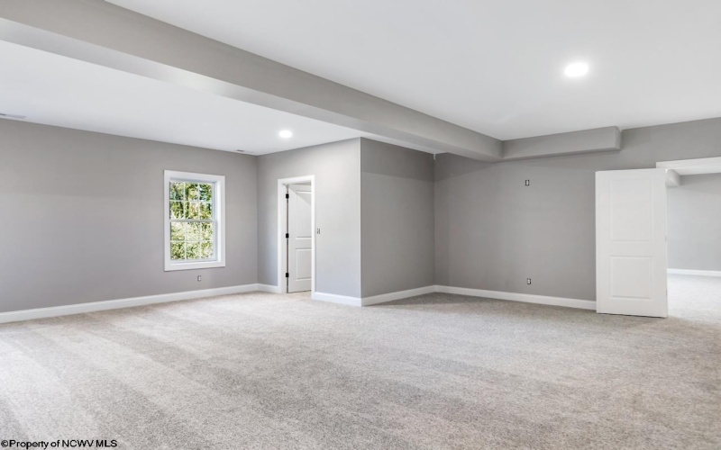 213 Greenview Drive, Morgantown, West Virginia 26508, 5 Bedrooms Bedrooms, 9 Rooms Rooms,3 BathroomsBathrooms,Single Family Detached,For Sale,Greenview,10161874