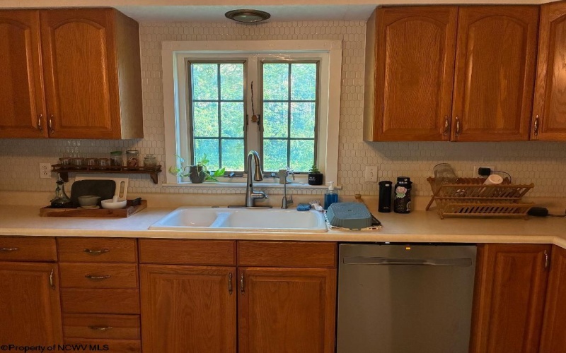 478 Legion Street, Morgantown, West Virginia 26505, 4 Bedrooms Bedrooms, 8 Rooms Rooms,4 BathroomsBathrooms,Single Family Detached,For Sale,Legion,10161868