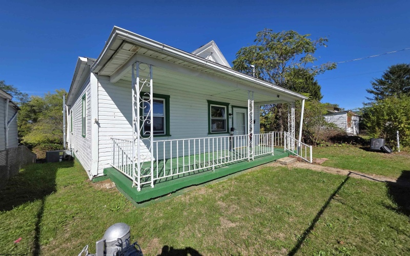 140 Chestnut Street, Fairmont, West Virginia 26554, 2 Bedrooms Bedrooms, 6 Rooms Rooms,1 BathroomBathrooms,Single Family Detached,For Sale,Chestnut,10161881 140 Chestnut Street, Fairmont, West Virginia 26554, 2 Bedrooms Bedrooms, 6 Rooms Rooms,1 BathroomBathrooms,Single Family Detached,For Sale,Chestnut,10161881