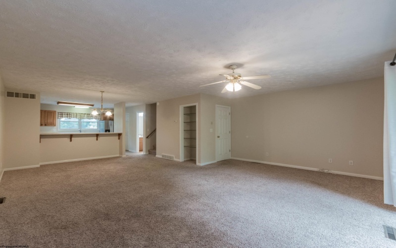 742 Erow Avenue, Morgantown, West Virginia 26505, 3 Bedrooms Bedrooms, 10 Rooms Rooms,2 BathroomsBathrooms,Single Family Attached,For Sale,Erow,10161883