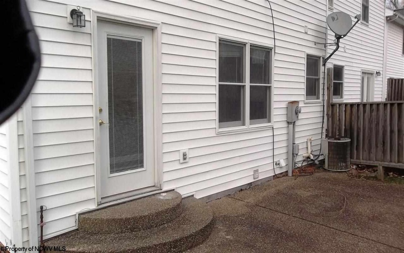 119 HILL Street, Bridgeport, West Virginia 26330, 3 Bedrooms Bedrooms, 7 Rooms Rooms,2 BathroomsBathrooms,Single Family Attached,For Sale,HILL,10161889 119 HILL Street, Bridgeport, West Virginia 26330, 3 Bedrooms Bedrooms, 7 Rooms Rooms,2 BathroomsBathrooms,Single Family Attached,For Sale,HILL,10161889