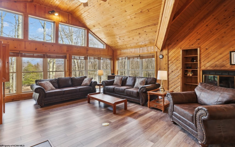 404 Black Bear Trail, Davis, West Virginia 26260, 2 Bedrooms Bedrooms, 6 Rooms Rooms,2 BathroomsBathrooms,Single Family Detached,For Sale,Black Bear,10158751